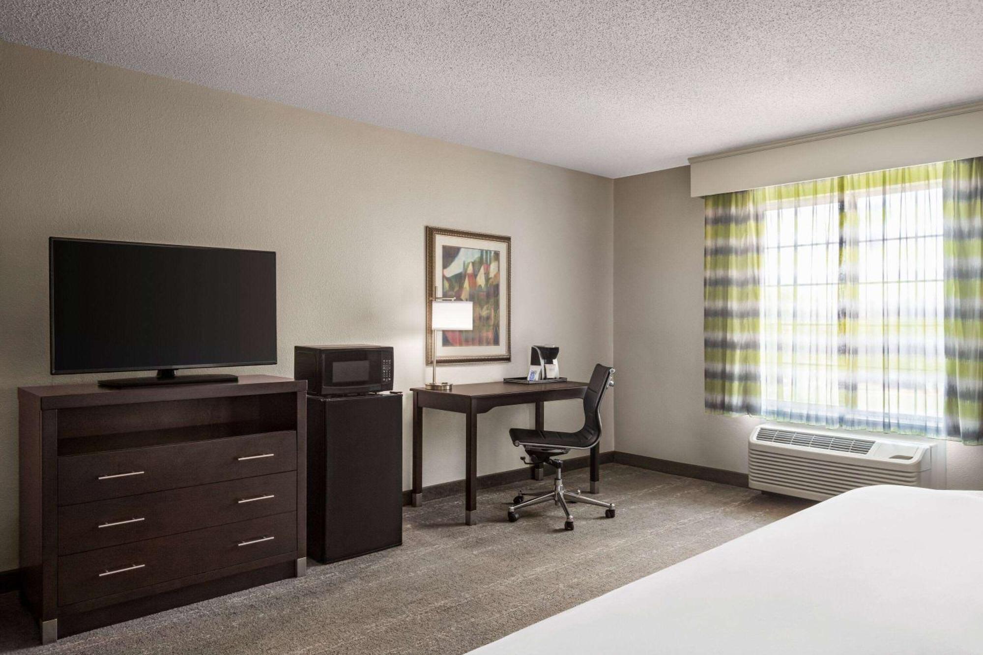 Wingate By Wyndham Savannah I-95 North Port Wentworth Esterno foto