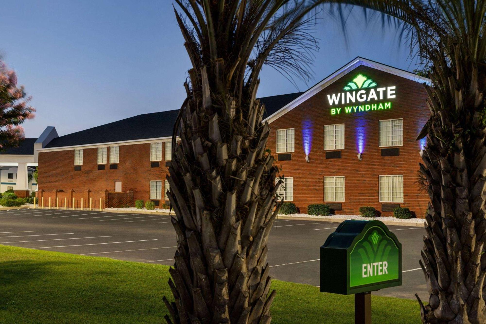 Wingate By Wyndham Savannah I-95 North Port Wentworth Esterno foto