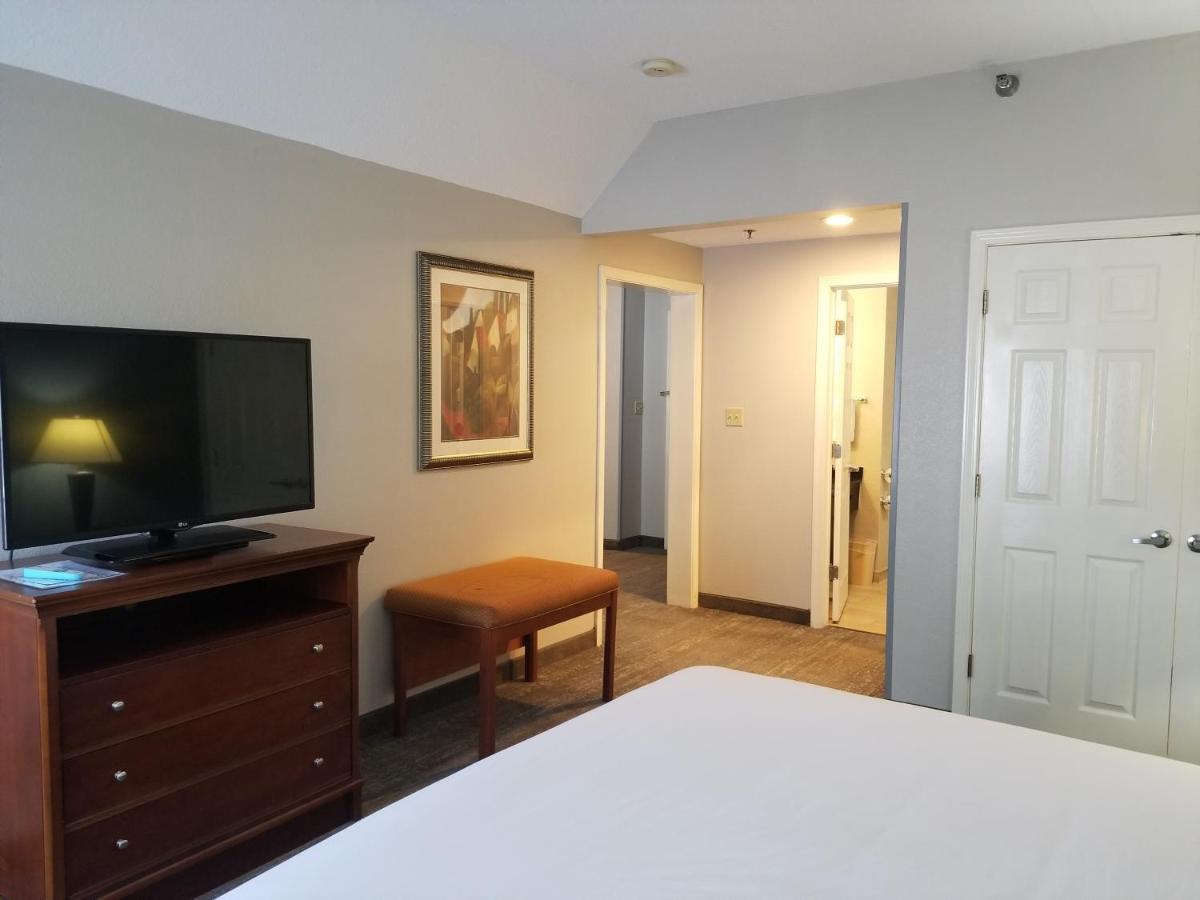 Wingate By Wyndham Savannah I-95 North Port Wentworth Esterno foto